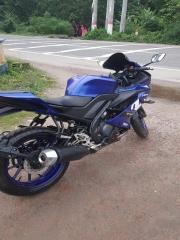 YAMAHA R15 V3